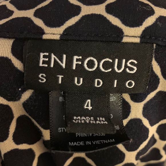 Navy & Cream Dress - Picture 5 of 5